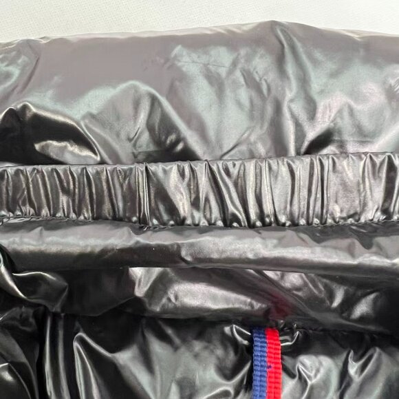 Women's Moncler Short Down Jacket Size M - Picture 3 of 10